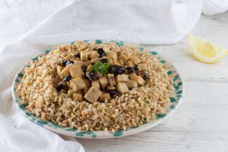 Espelta com peixe-espada