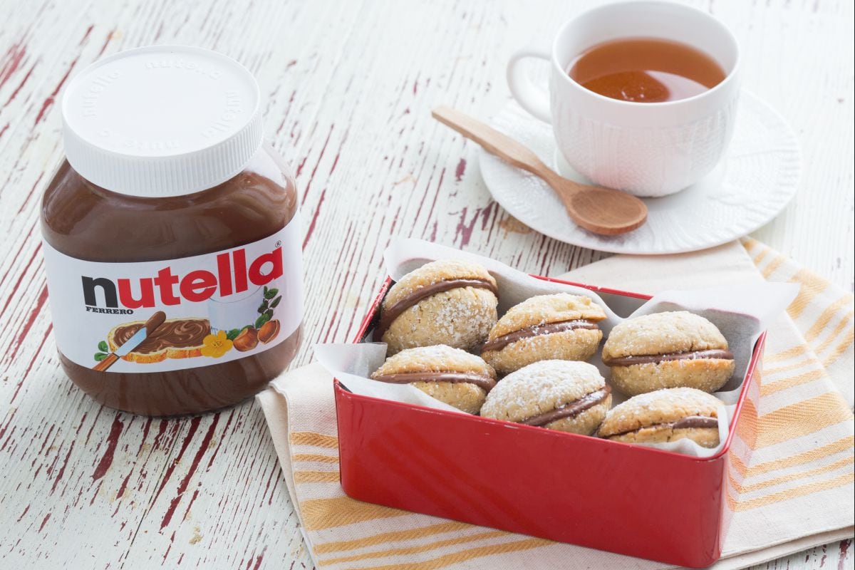 Biscoitos sanduíche de aveia com Nutella®
