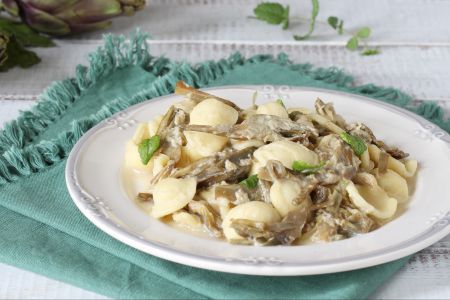 Orecchiette com alcachofras