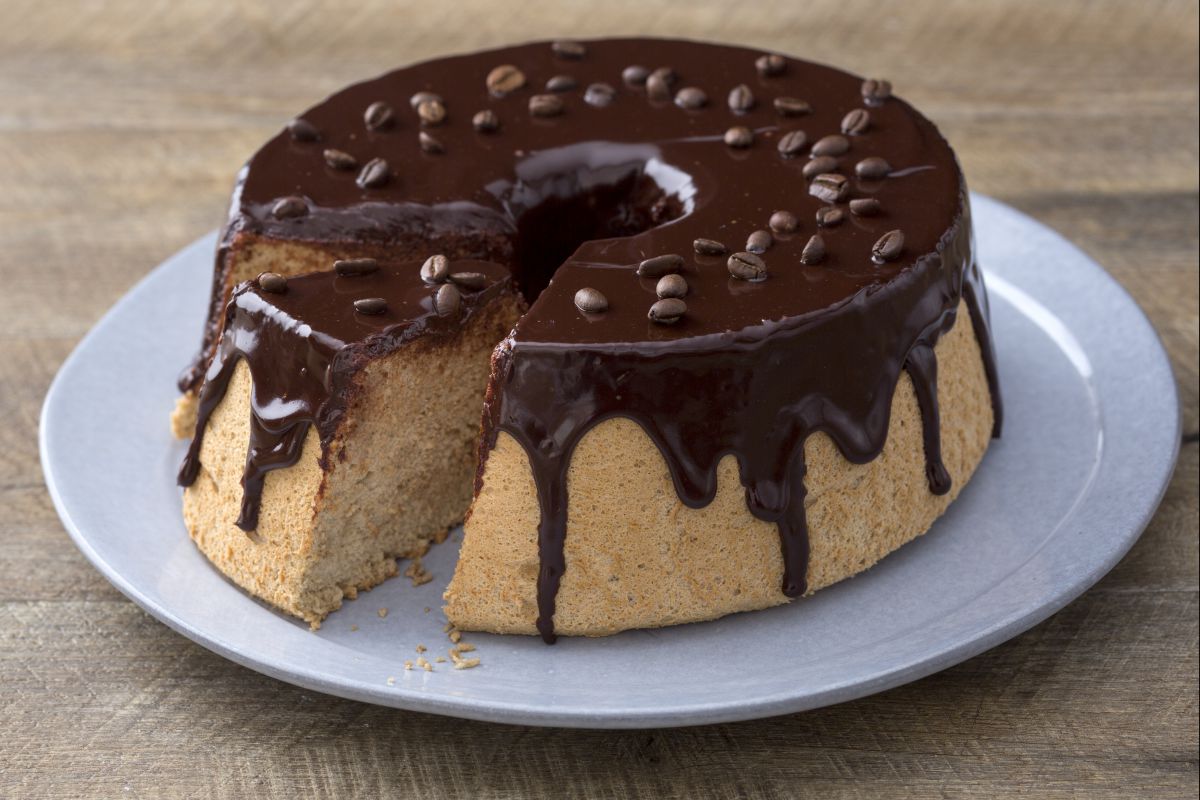 Bolo de anjo de café