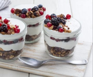 Cheesecake rápida de ricota e frutas vermelhas