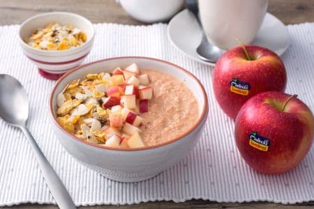 Smoothie de maçãs, cenouras e gengibre