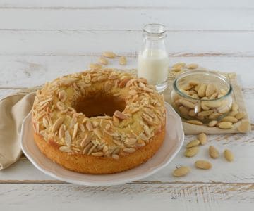 Bolo de amêndoas e mascarpone