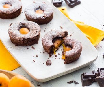 Tortinhas de chocolate e damasco