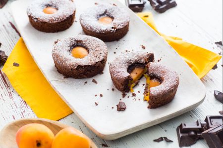 Tortinhas de chocolate e damasco