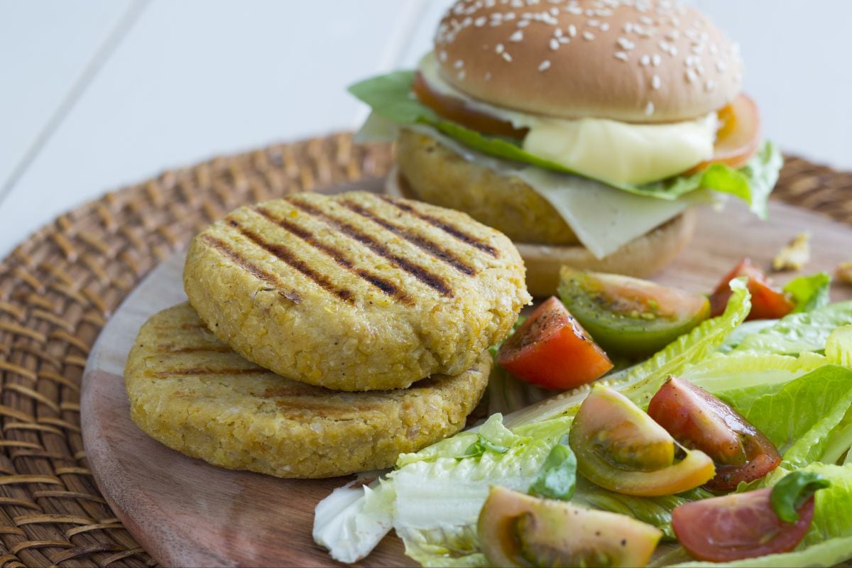 Hambúrguer de grão-de-bico