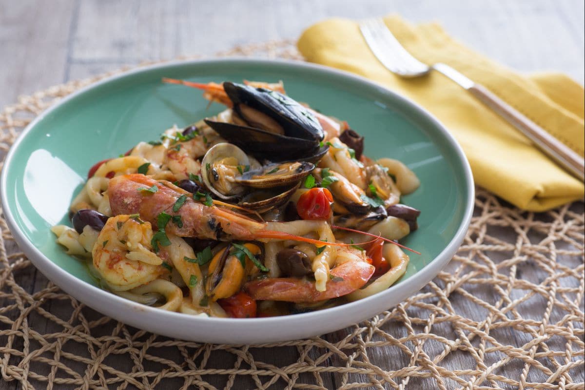 Strozzapreti com frutos do mar