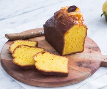 Bolo Inglês de chocolate branco e limão