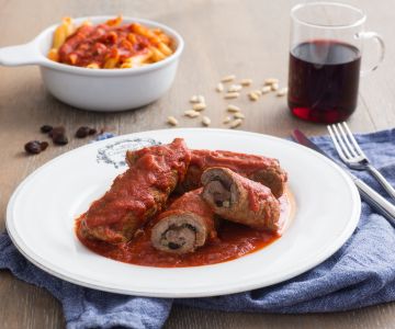Braciole napolitanas ao molho