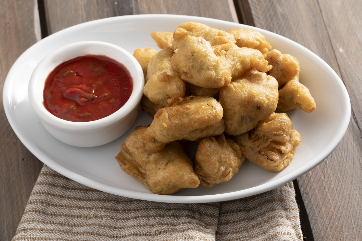 Alcachofras fritas na massa