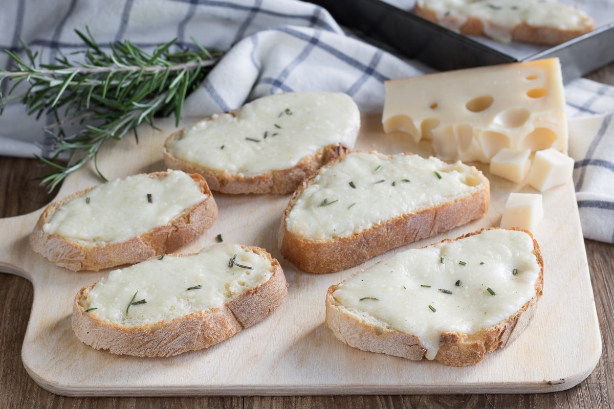 Bruschettas de queijo