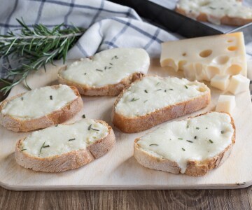 Bruschettas de queijo