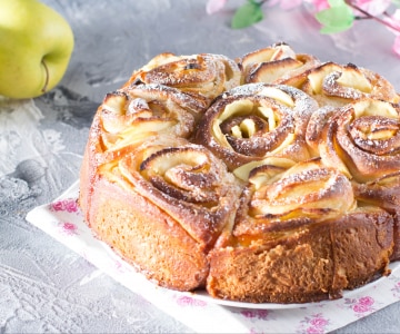 Torta de rosas com maçãs