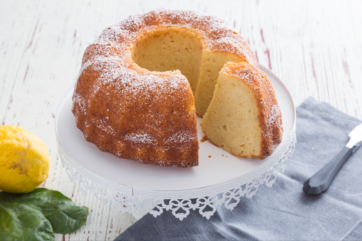 Bolo de ricota e limão