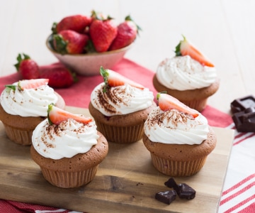 Muffin de morango e chocolate