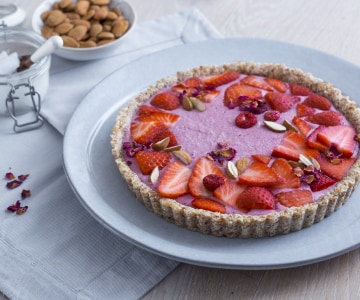 Torta crudista de morango