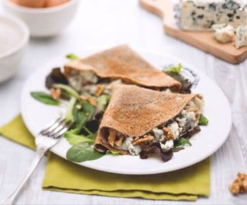 Crepe com roquefort e nozes