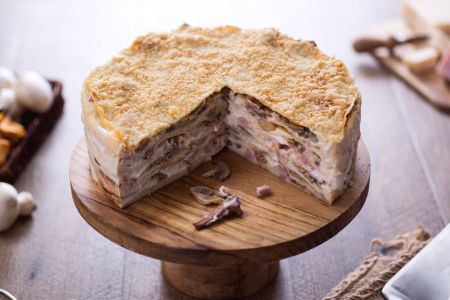 Torta de panquecas de cogumelos