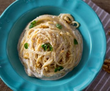 Spaghetti com nozes