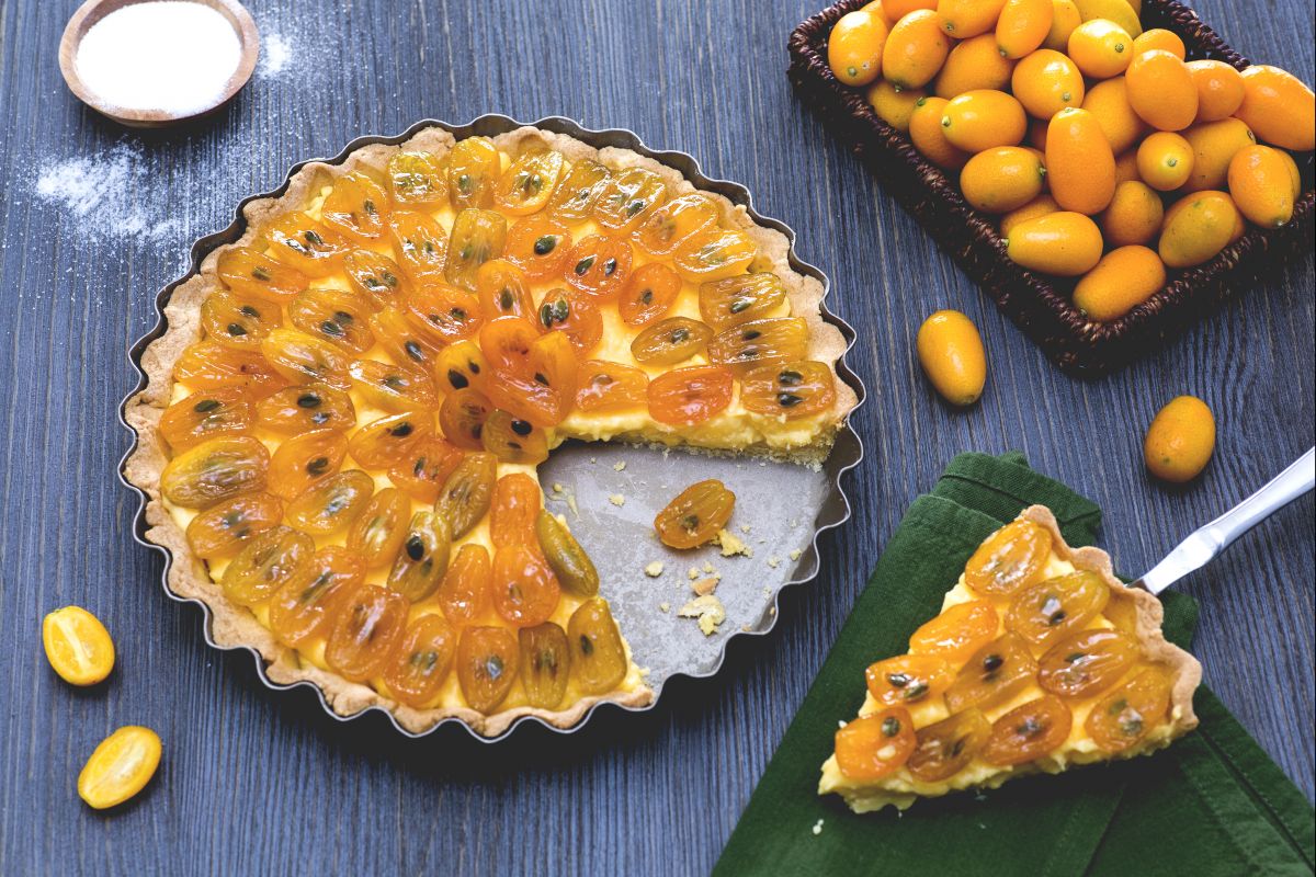 Torta com kumquat caramelizado