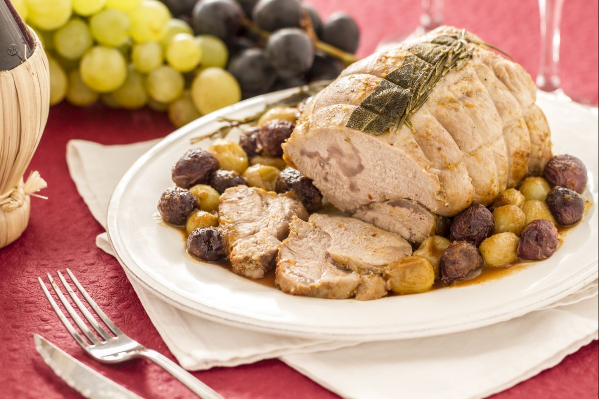 Assado de vitela com uvas
