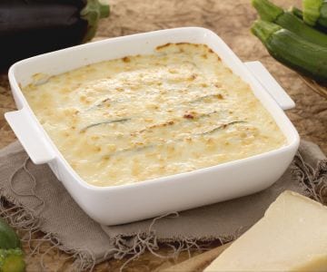 Parmigiana branca de legumes e parmesão