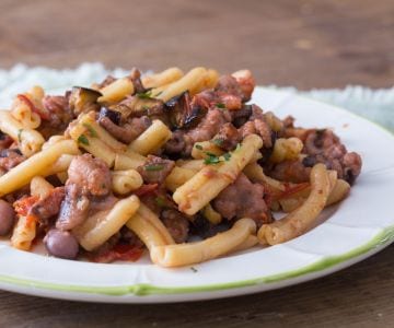 Casarecce com polvinhos e berinjelas