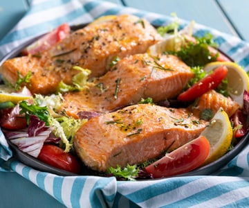 Salmão na fritadeira elétrica