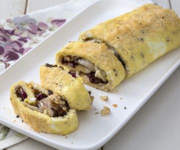 Rolo de omelete gratinado