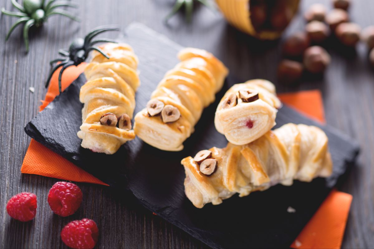 Múmias doces de massa folhada