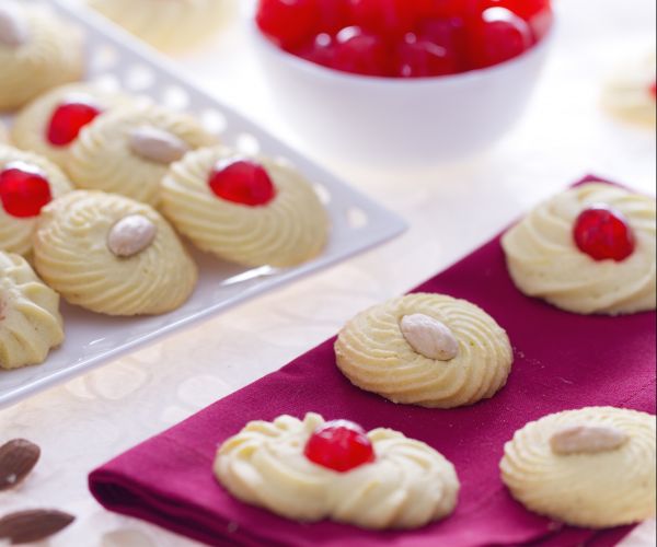 Massa amanteigada montada