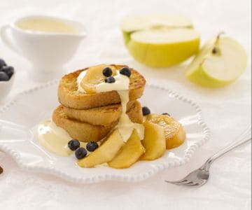 Pain perdu com maçãs caramelizadas