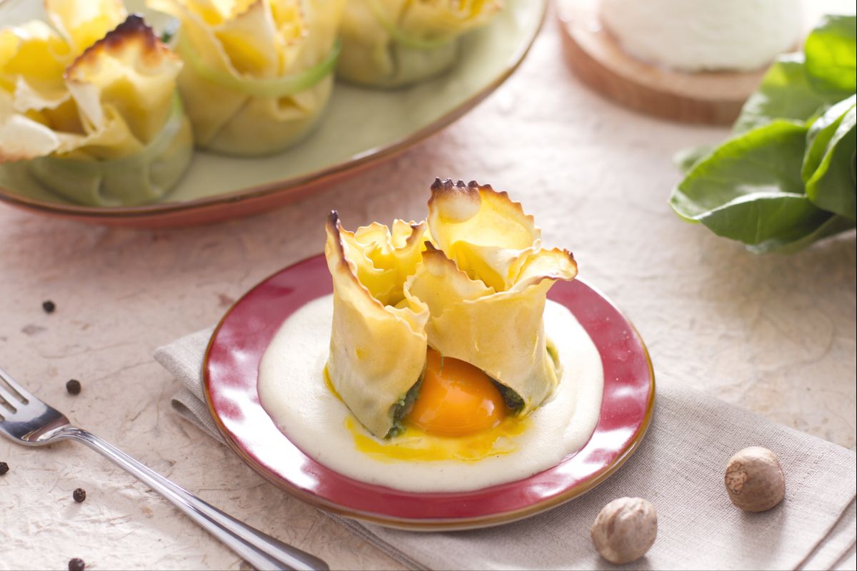 Pacotinho de massa fresca com gema cremosa