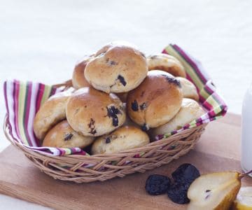 Pãezinhos doces com frutas