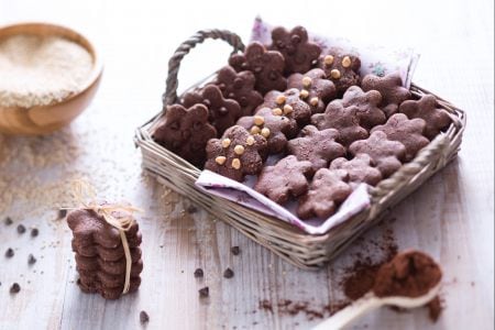 Biscoitos de quinoa e chocolate