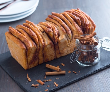 Pão de canela desfiável