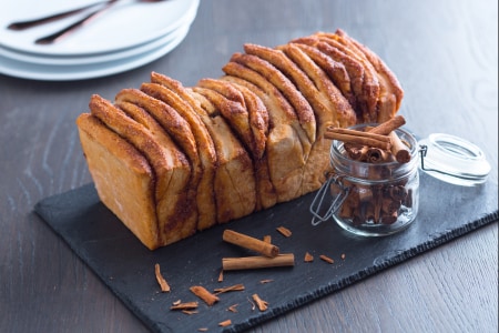 Pão de canela desfiável