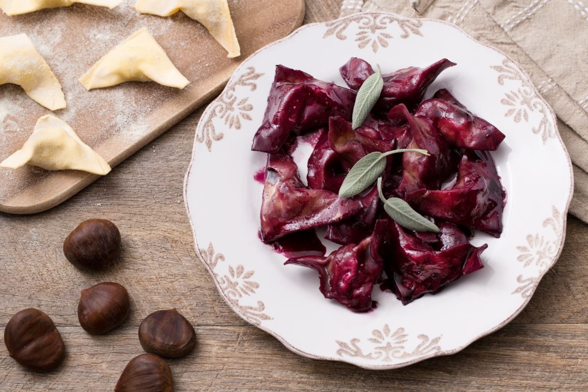 Ravioli de castanhas e linguiça