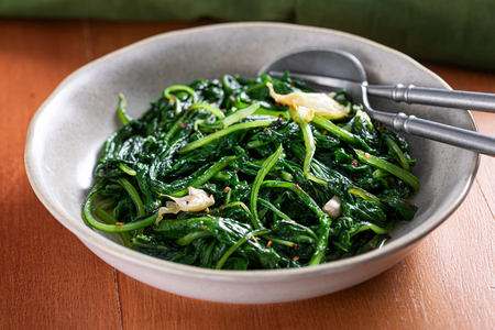 Acelga na frigideira