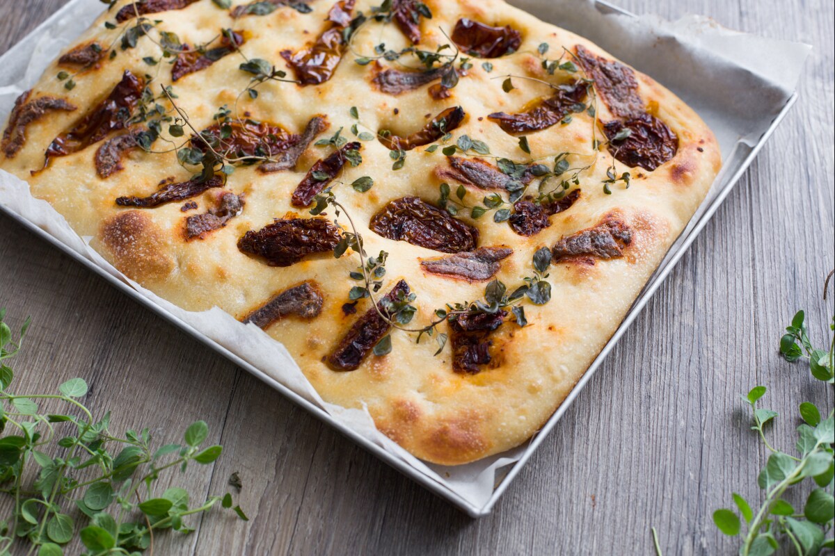 Focaccia de semola com fermento natural