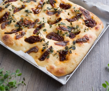 Focaccia de semola com fermento natural
