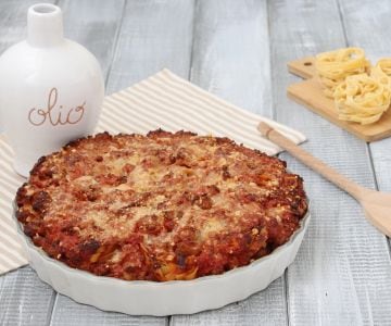 Ninhos de tagliatelle ao ragù de linguiça