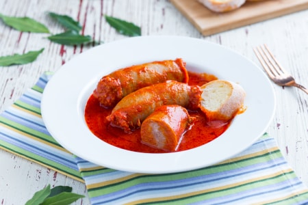 Linguiças ao molho
