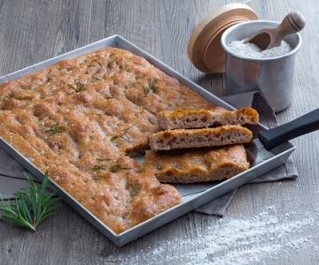 Focaccia integral com fermento natural