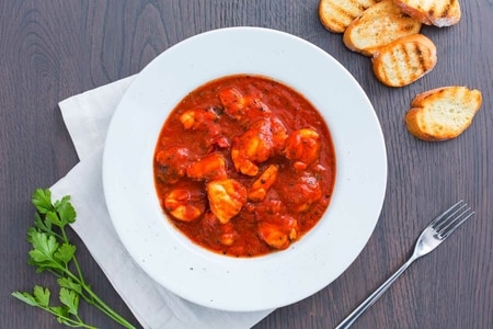 Tamboril em Caldeirada