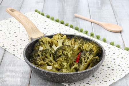 Brócolis na frigideira