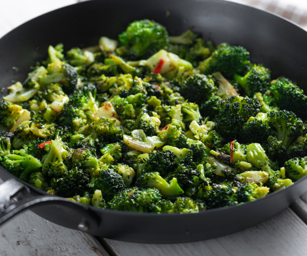 Brócolis na frigideira