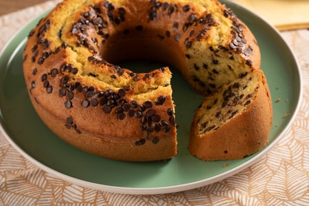 Bolo de iogurte com gotas de chocolate