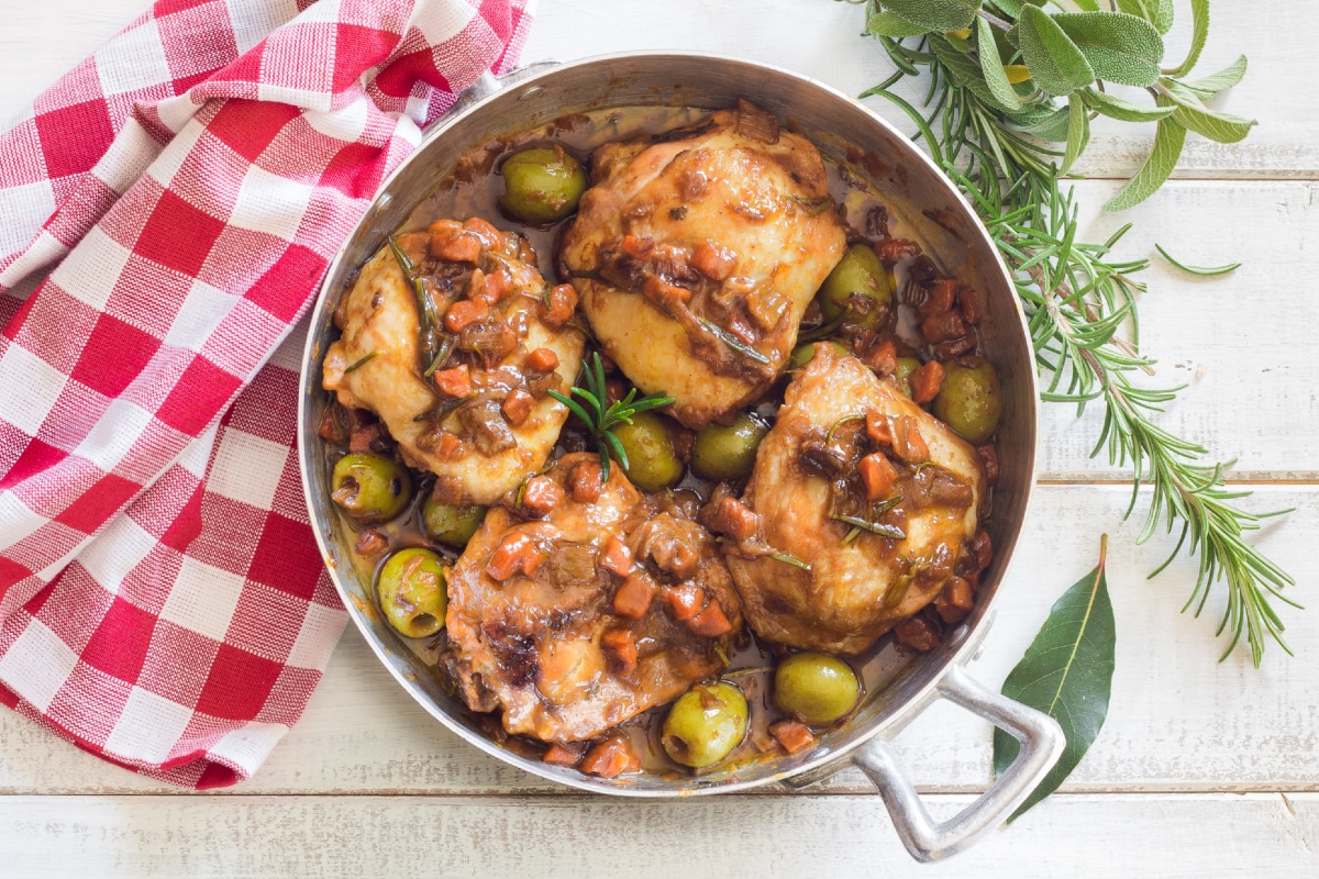 Frango à caçadora em branco