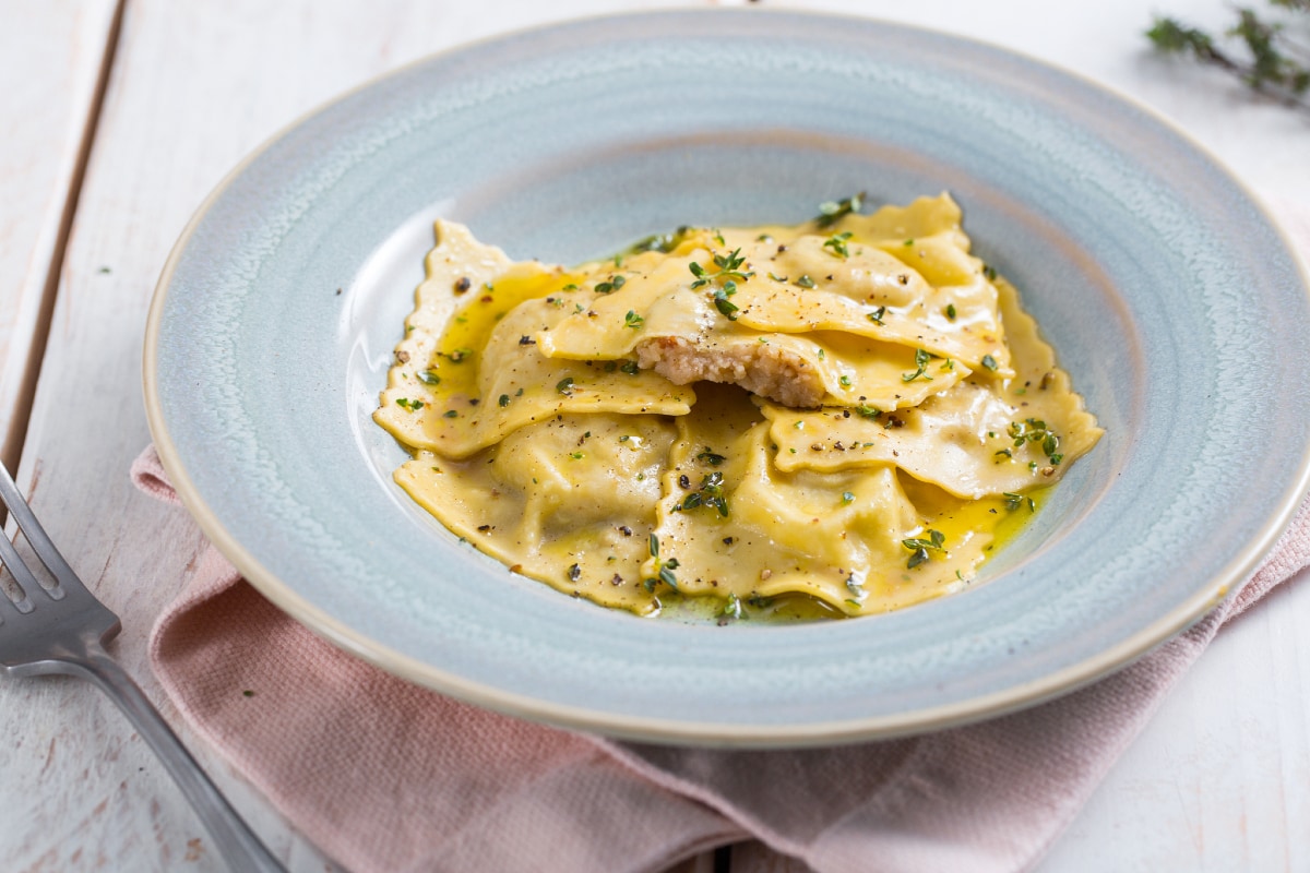 Tortelli de linguiça e batata